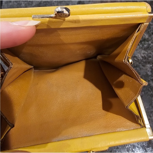 Celine Tri-fold Wallet M14 Vintage Macadam
Pattern Leather/PVC Brown Wom… - Picture 8 of 16